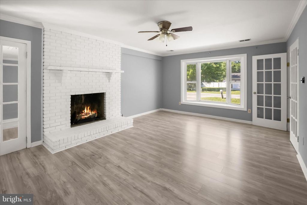 Image 10 of property listing at 3005 BRAMBLEWOOD CT, Waldorf, MD 20603