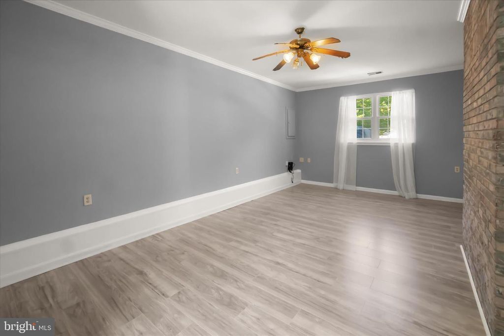 Image 14 of property listing at 3005 BRAMBLEWOOD CT, Waldorf, MD 20603
