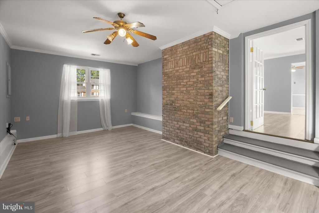Image 15 of property listing at 3005 BRAMBLEWOOD CT, Waldorf, MD 20603