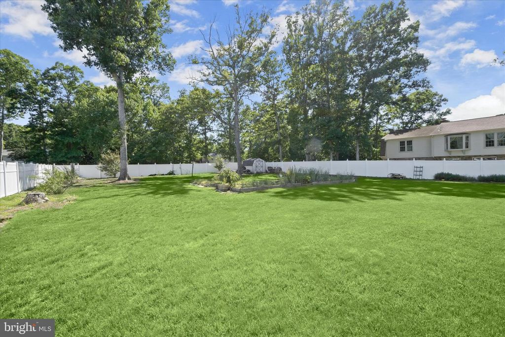 Image 29 of property listing at 3005 BRAMBLEWOOD CT, Waldorf, MD 20603