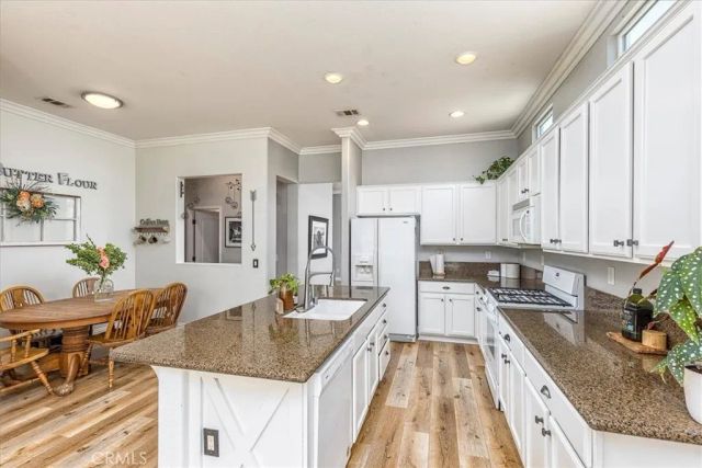 30614 N Gate, Murrieta, CA 92563