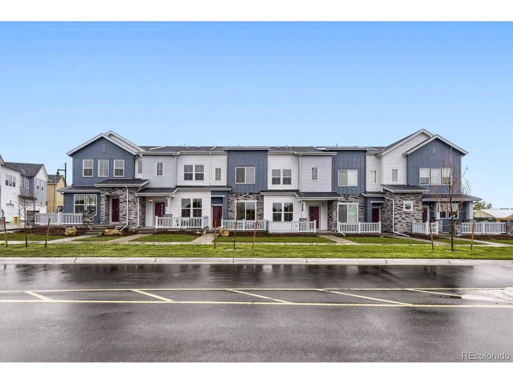 7613 S Mobile Way, Centennial, CO 80016