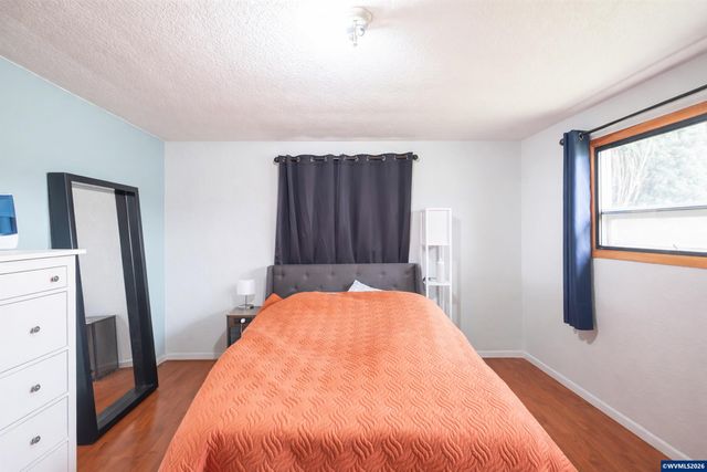 2420 Pine Ln SE, Albany, OR 97322