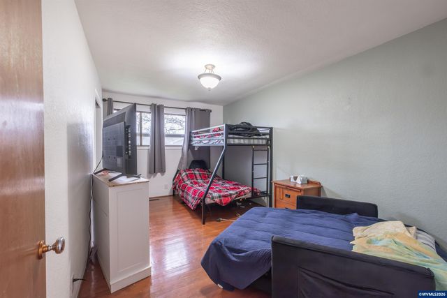 2420 Pine Ln SE, Albany, OR 97322