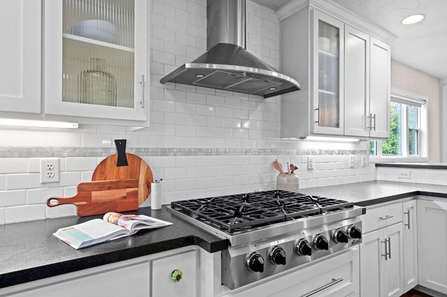 5325 Shepard Ave, Sacramento, CA 95819