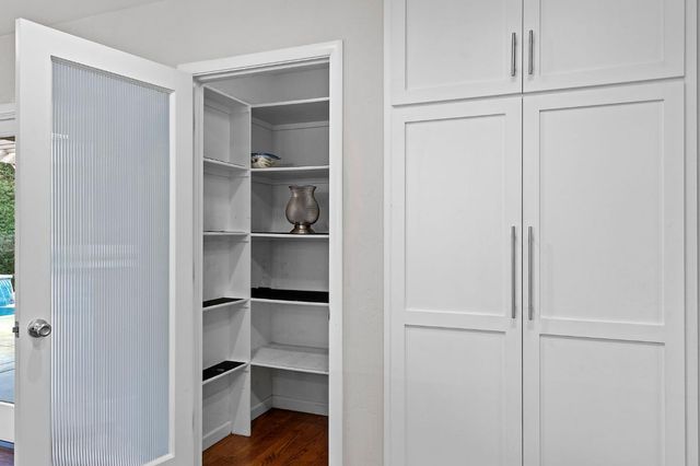 5325 Shepard Ave, Sacramento, CA 95819