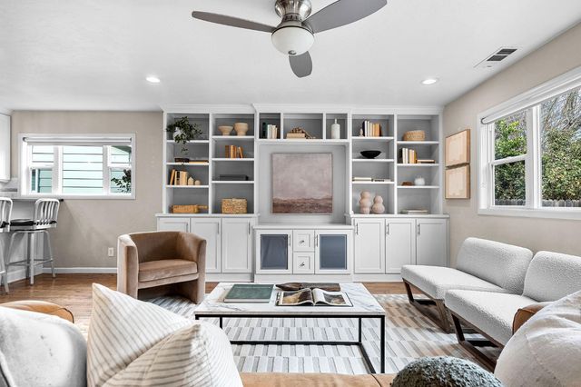 5325 Shepard Ave, Sacramento, CA 95819