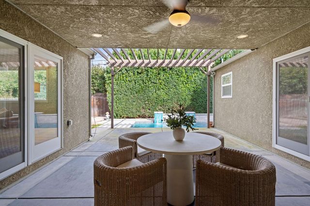 5325 Shepard Ave, Sacramento, CA 95819