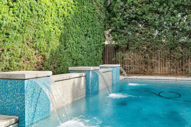 5325 Shepard Ave, Sacramento, CA 95819