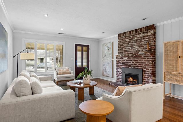 5325 Shepard Ave, Sacramento, CA 95819