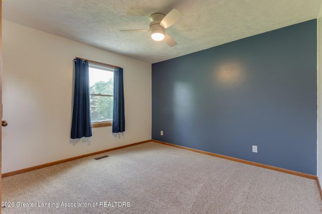 4115 W Howe Road, Dewitt, MI 48820