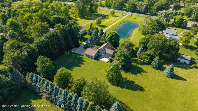 4115 W Howe Road, Dewitt, MI 48820