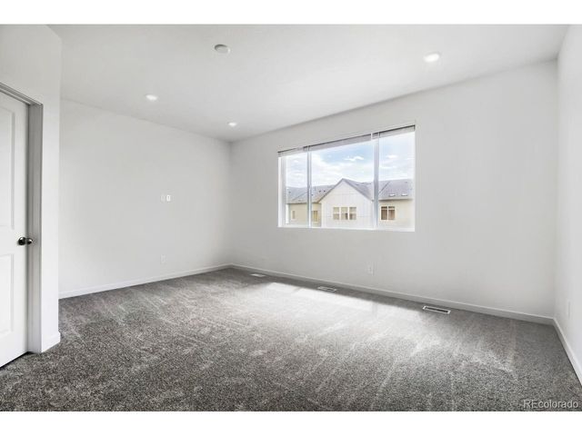 3584 Quincy Bay Pl, Loveland, CO 80538