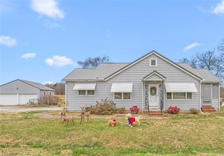 1776 Union Cross Road, Kernersville, NC 27284