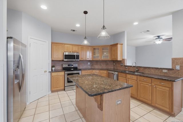 8426 Ulysses, Universal City, TX 78148