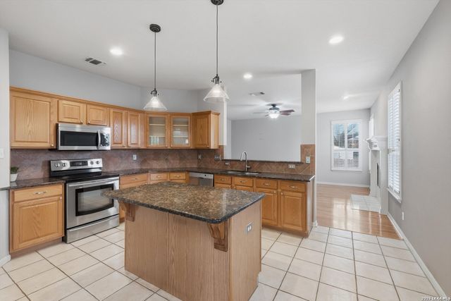 8426 Ulysses, Universal City, TX 78148