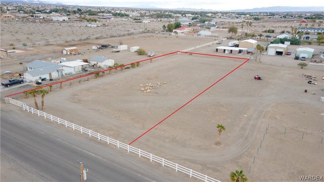 1668 E Hammer Lane, Fort Mohave, AZ 86426