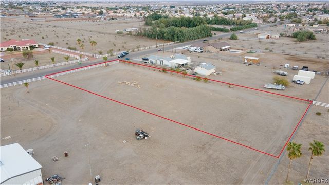 1668 E Hammer Lane, Fort Mohave, AZ 86426