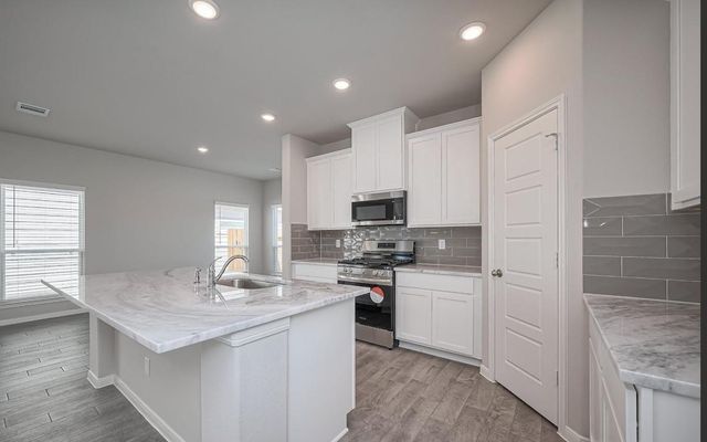 750 Marion Place, Dayton, TX 77535