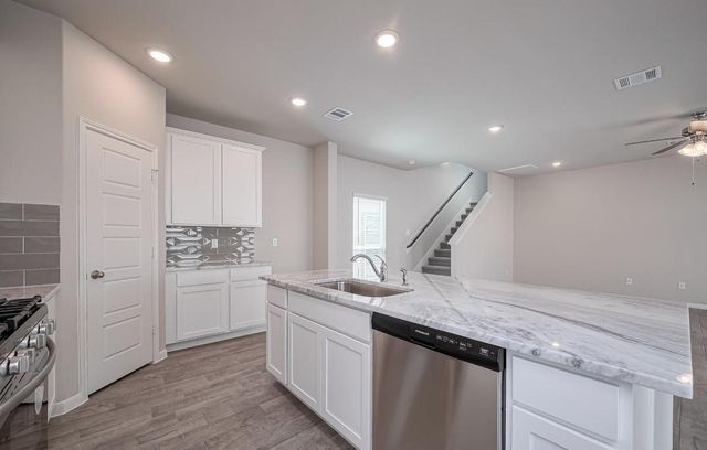750 Marion Place, Dayton, TX 77535