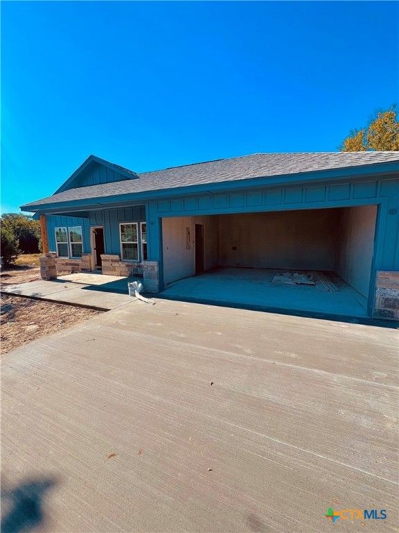 616 Avenue G, Moody, TX 76557