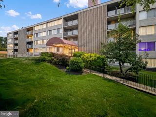 1822 METZEROTT RD #401, Hyattsville, MD 20783