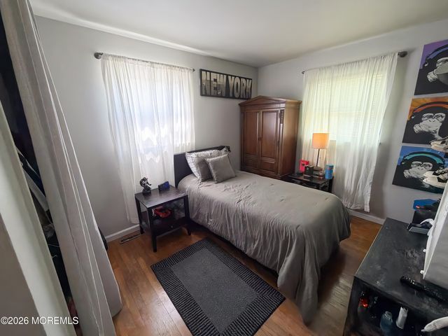 35 Drexel Drive, Jackson, NJ 08527
