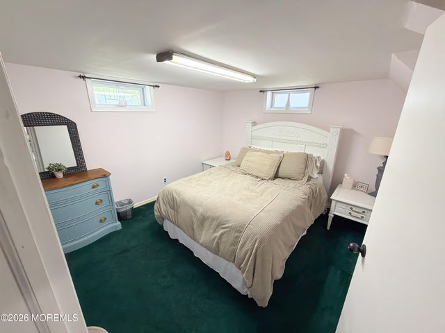 35 Drexel Drive, Jackson, NJ 08527
