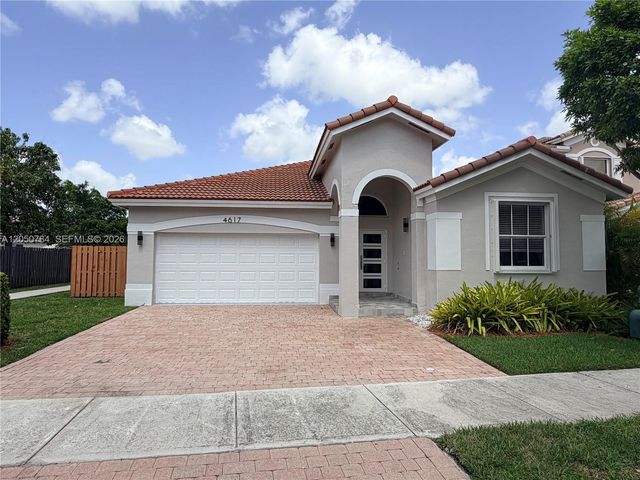 4617 NW 96th Ave -, Doral, FL 33178