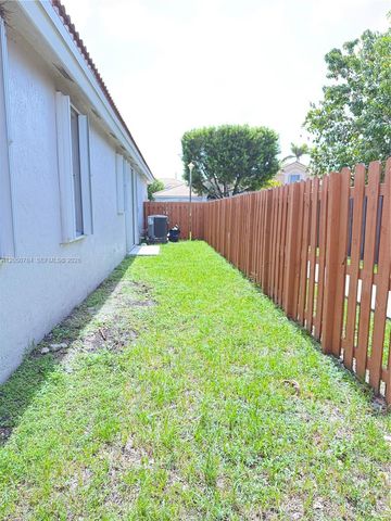 4617 NW 96th Ave -, Doral, FL 33178
