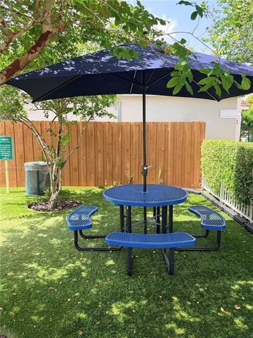 4617 NW 96th Ave -, Doral, FL 33178