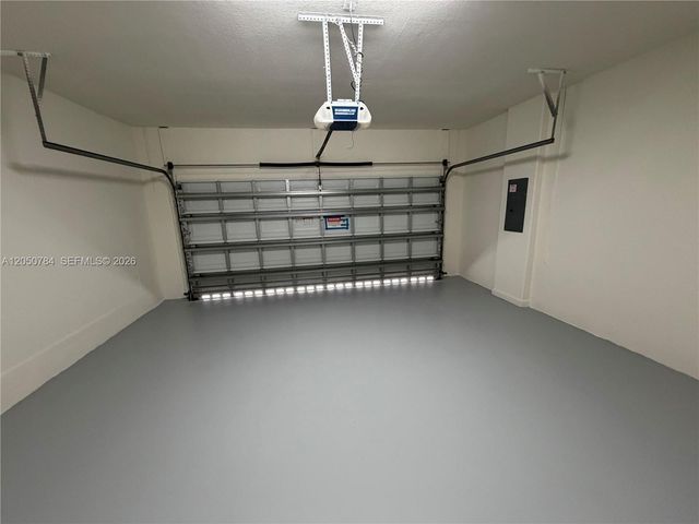 4617 NW 96th Ave -, Doral, FL 33178