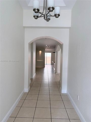 4617 NW 96th Ave -, Doral, FL 33178