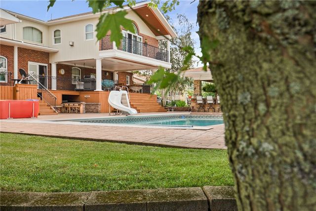 153 Berkeys Lane, Quemahoning Twp, PA 15563