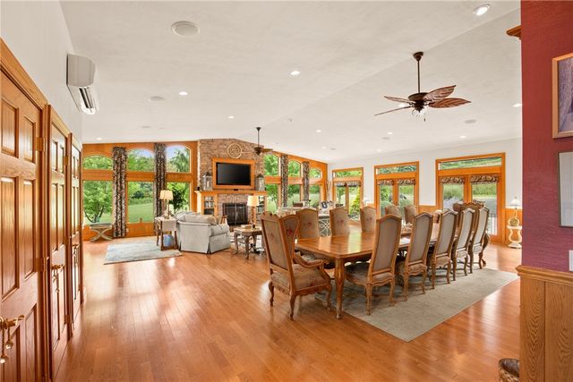 153 Berkeys Lane, Quemahoning Twp, PA 15563