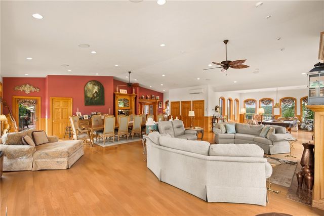 153 Berkeys Lane, Quemahoning Twp, PA 15563