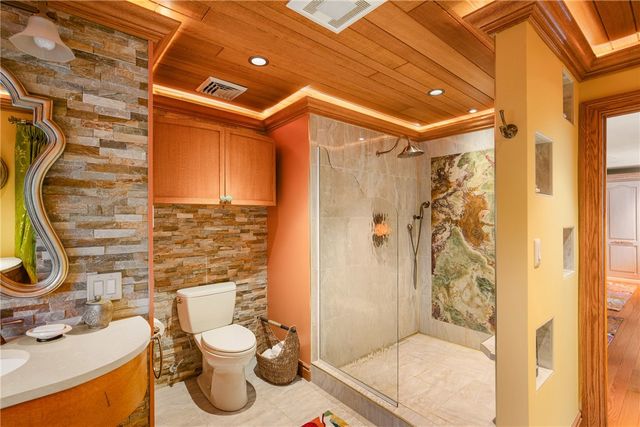 153 Berkeys Lane, Quemahoning Twp, PA 15563