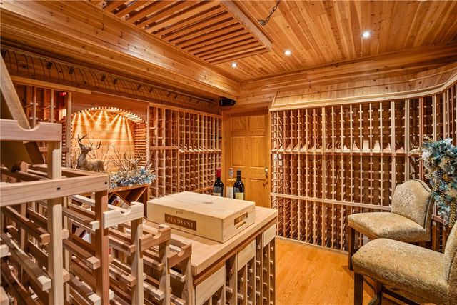 153 Berkeys Lane, Quemahoning Twp, PA 15563