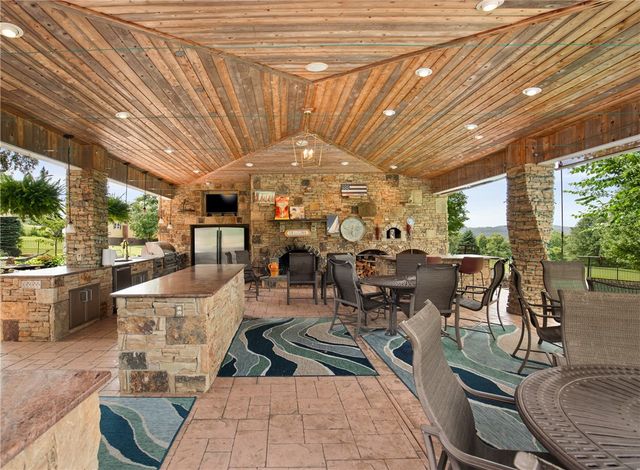 153 Berkeys Lane, Quemahoning Twp, PA 15563