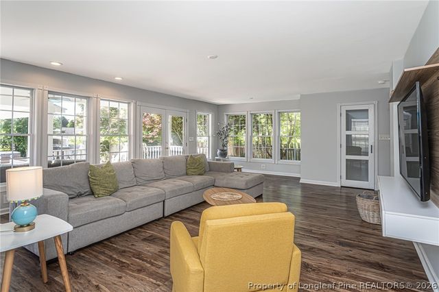 214 Pinecrest Drive, Fayetteville, NC 28305