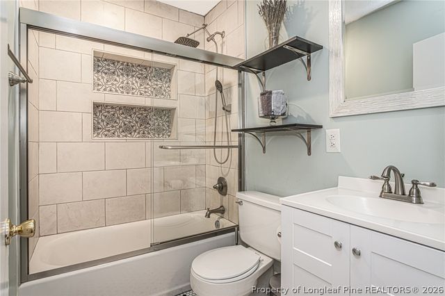 214 Pinecrest Drive, Fayetteville, NC 28305