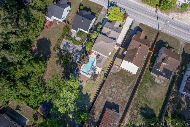 214 Pinecrest Drive, Fayetteville, NC 28305