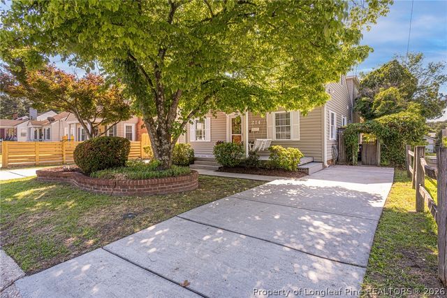 214 Pinecrest Drive, Fayetteville, NC 28305