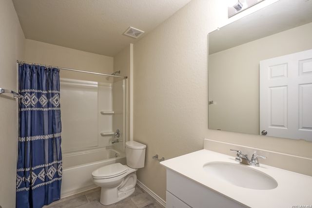 27422 Bighorn Sheep, Boerne, TX 78015