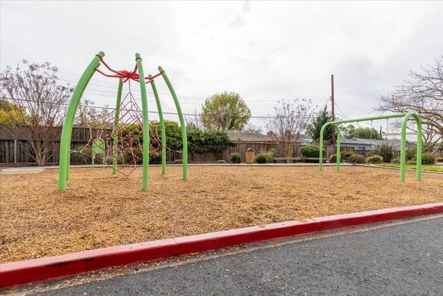 353 San Miguel Court 2, Milpitas, CA 95035