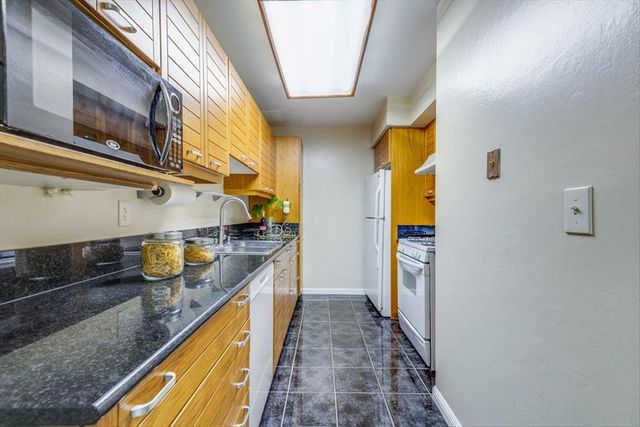 353 San Miguel Court 2, Milpitas, CA 95035