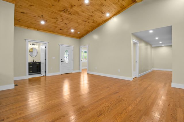 170 Laredo Drive, London, KY 40741