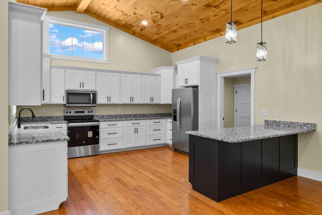 170 Laredo Drive, London, KY 40741