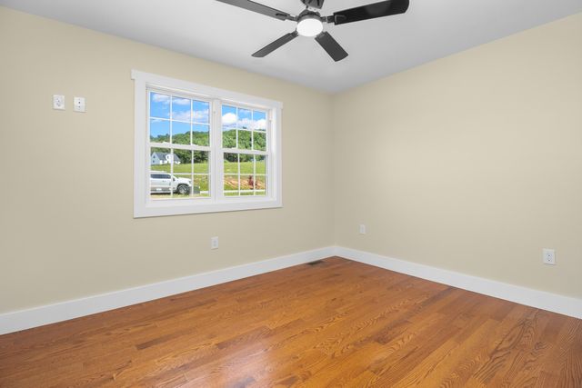 170 Laredo Drive, London, KY 40741