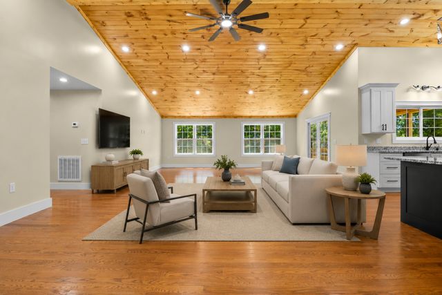 170 Laredo Drive, London, KY 40741